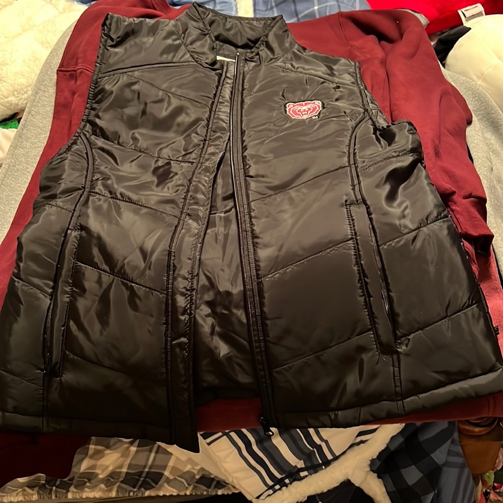100% polyester vest. Missouri State
